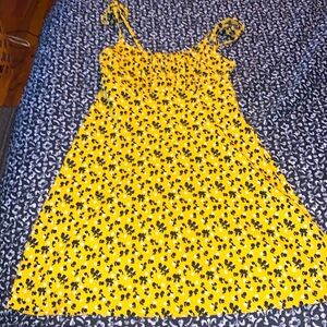 NWOT Topshop UK brand XS size 2 yellow tie up straps babydoll style dress